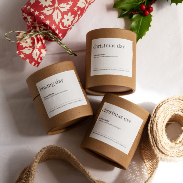 christmas time scented candle gift set in natural wax