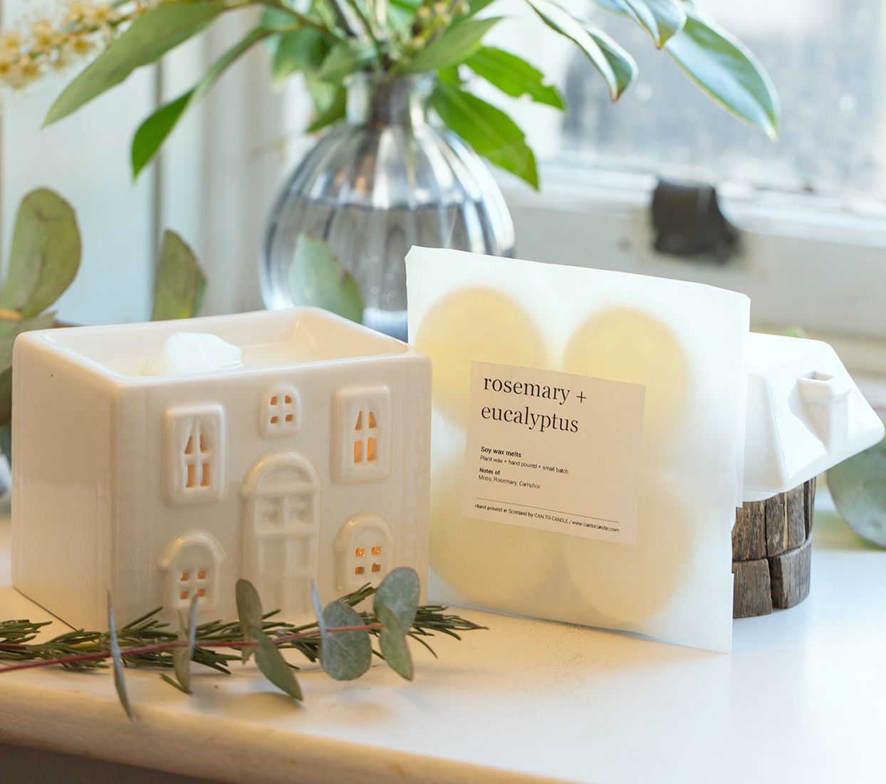 hand made rosemary and eucalptus soy wax melts. Made in scotland